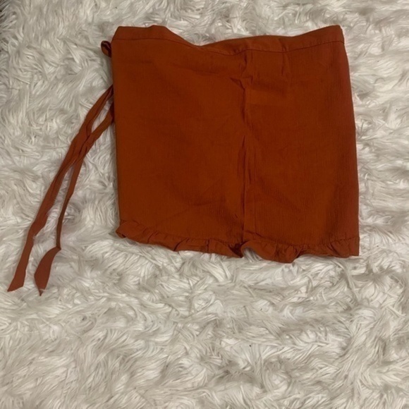 Nasty Gal Rust Ruffle Cover Up Mini Skirt Size 6 - Picture 9 of 9